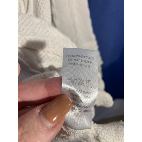 Doe & Rae Women's Sweater, beige, Size L, Cable Knit ruffled cuffs long sleeve - Picture 3 of 9